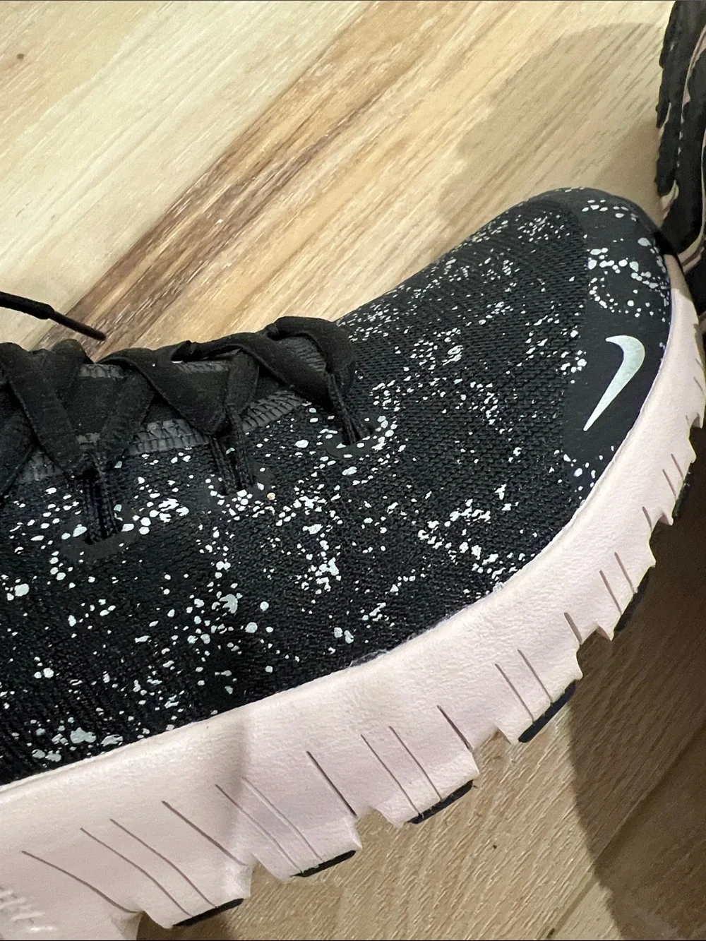 Women’s Nike metcon. Worn 3 times.